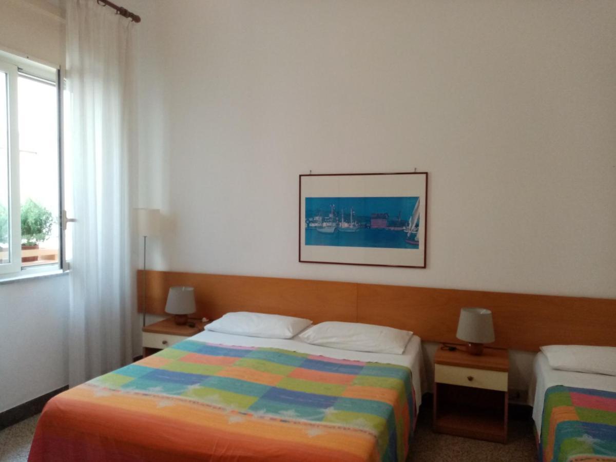Ariston Petit Hotel Palermo Exterior photo