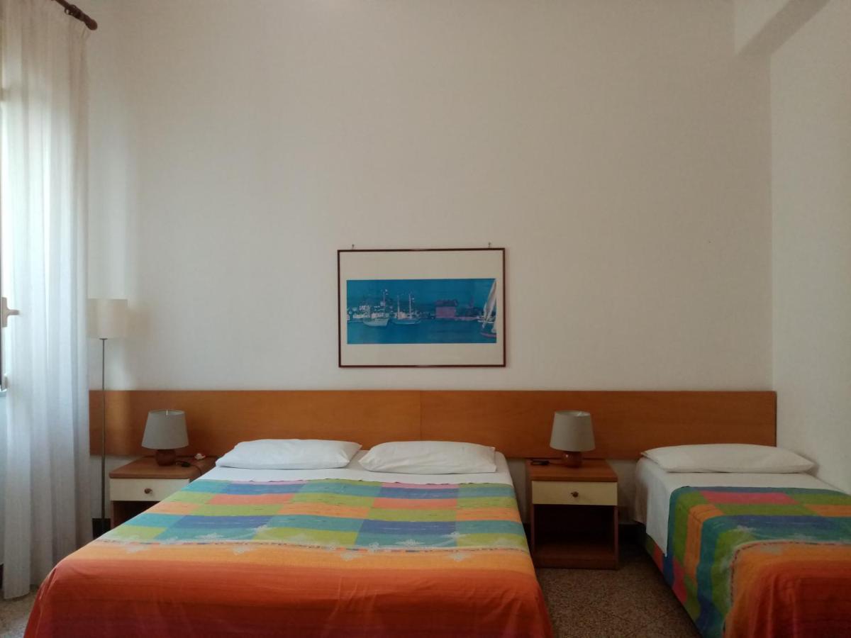 Ariston Petit Hotel Palermo Exterior photo