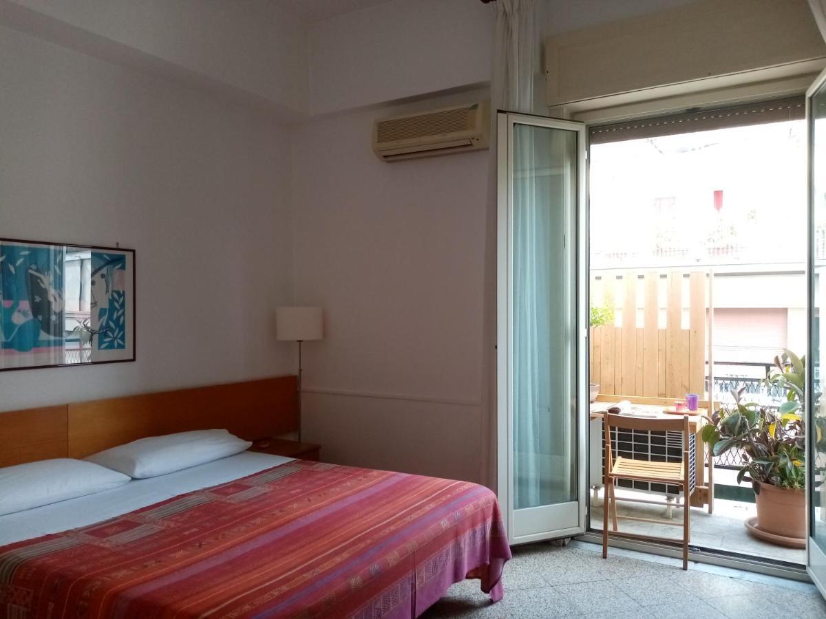 Ariston Petit Hotel Palermo Exterior photo