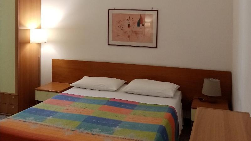Ariston Petit Hotel Palermo Exterior photo