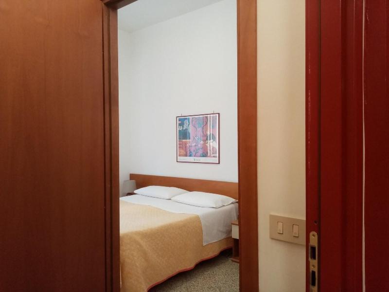 Ariston Petit Hotel Palermo Exterior photo