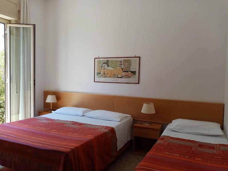 Ariston Petit Hotel Palermo Exterior photo